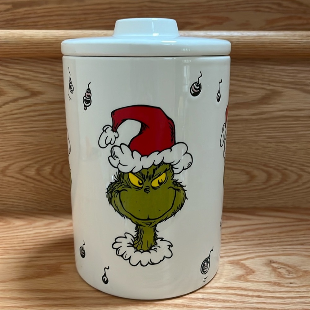 NEW- Grinch Cookie Jar / Coffee Holder